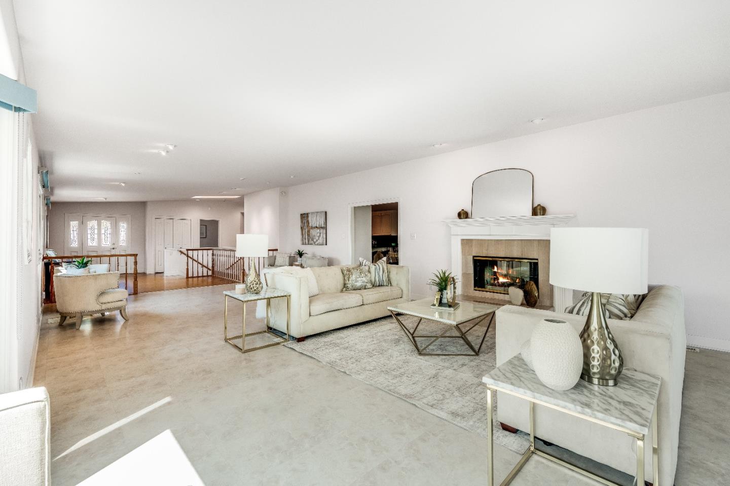 Detail Gallery Image 6 of 55 For 3920 Lakemead Way, Redwood City,  CA 94062 - 5 Beds | 4/1 Baths