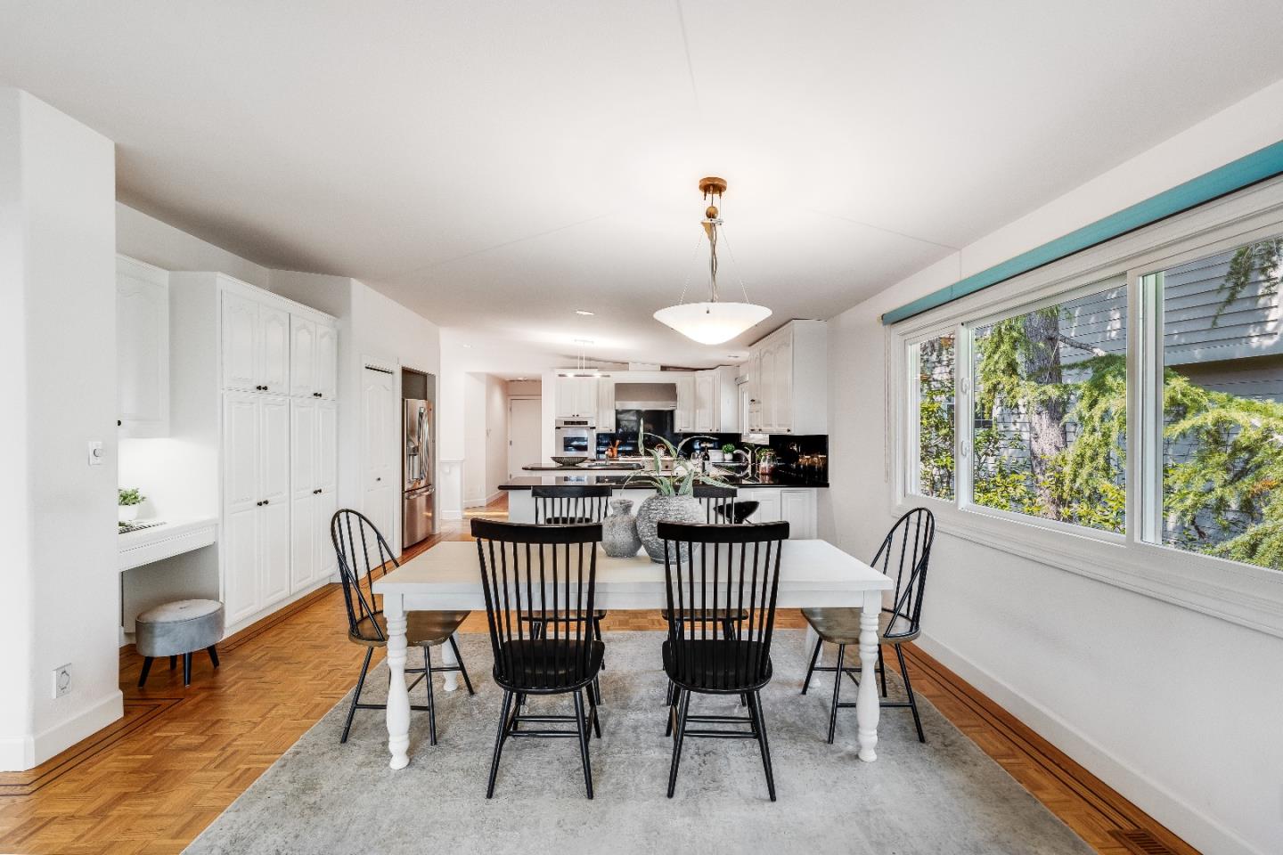 Detail Gallery Image 9 of 55 For 3920 Lakemead Way, Redwood City,  CA 94062 - 5 Beds | 4/1 Baths