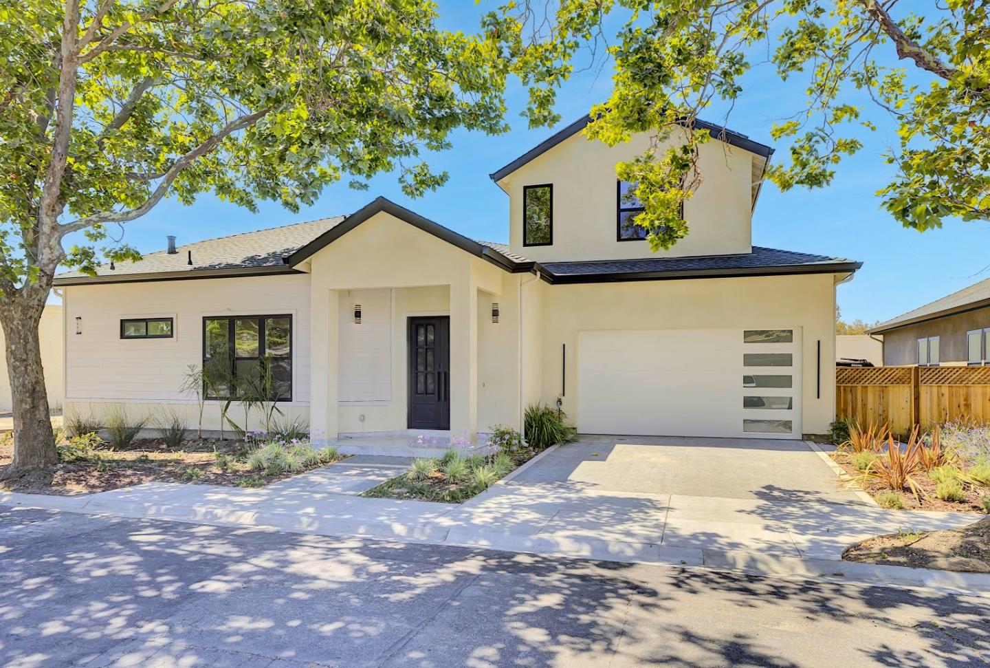 Detail Gallery Image 3 of 52 For 3805 Bobwhite Ter, Fremont,  CA 94555 - 4 Beds | 3 Baths