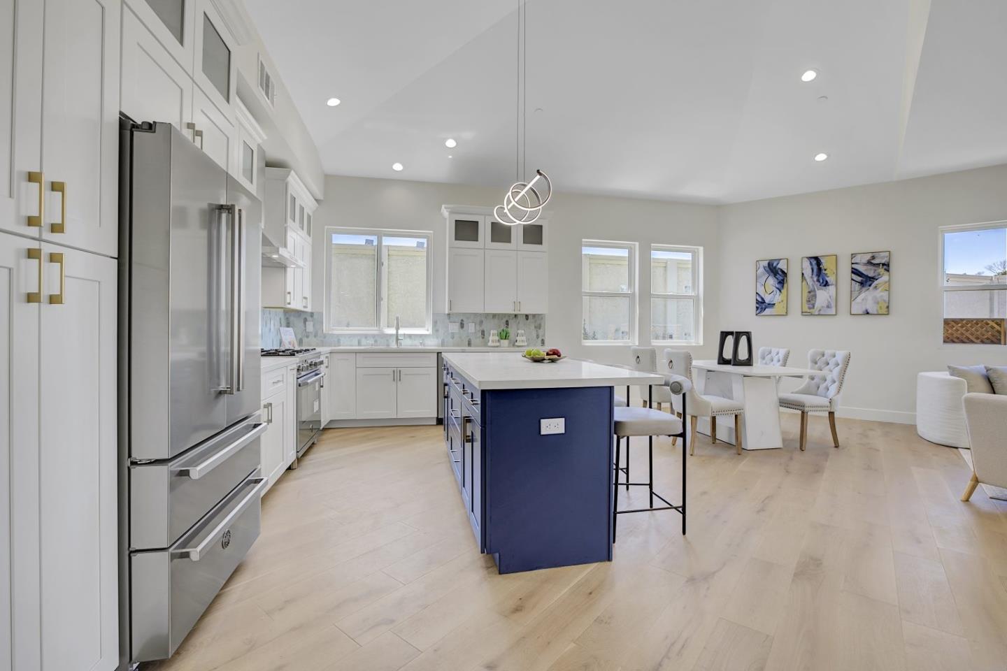 Detail Gallery Image 9 of 52 For 3805 Bobwhite Ter, Fremont,  CA 94555 - 4 Beds | 3 Baths
