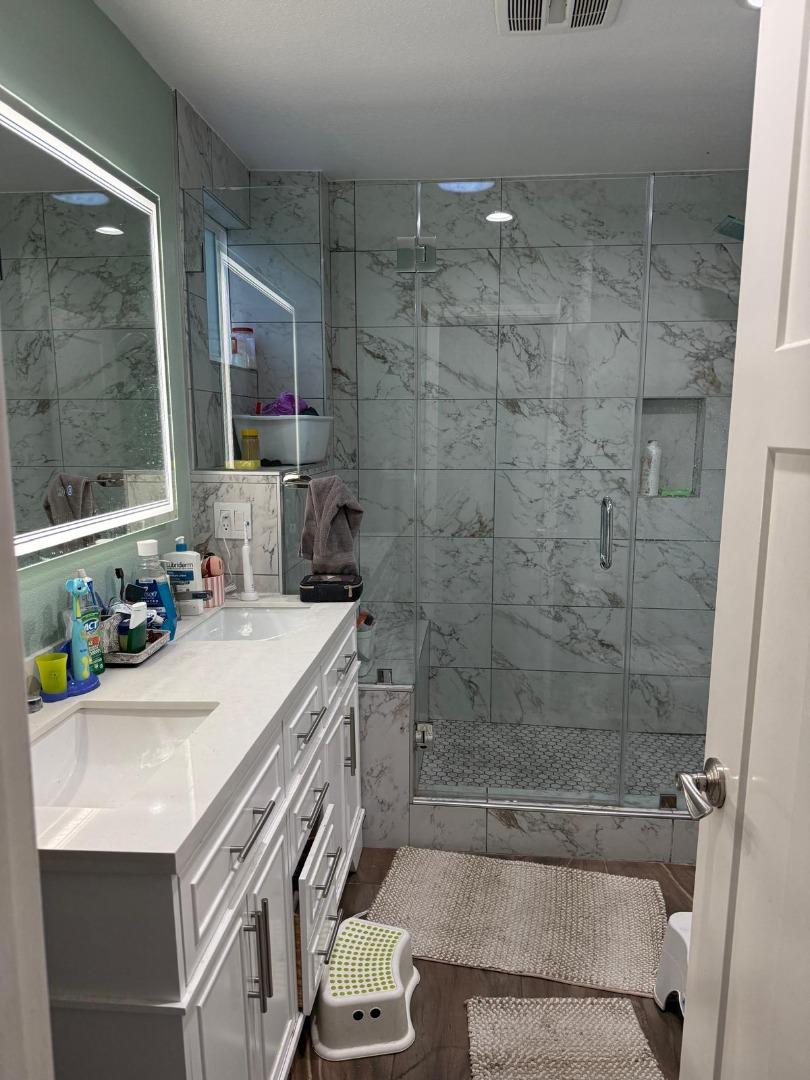 Detail Gallery Image 6 of 19 For 7405 Maywood Dr, Pleasanton,  CA 94588 - 3 Beds | 2 Baths