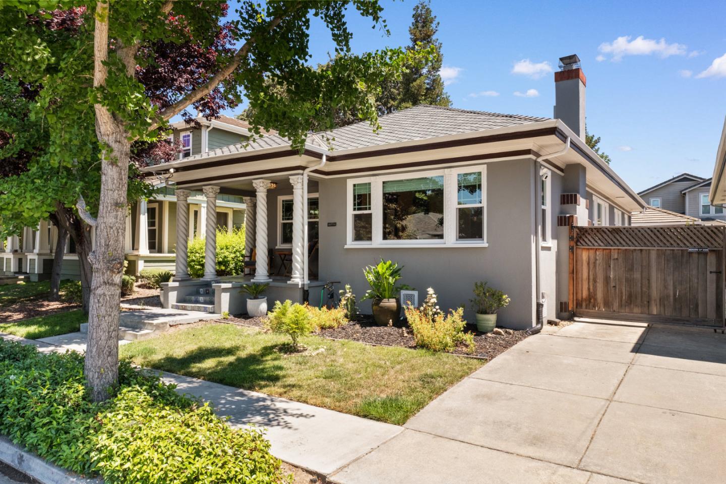 Detail Gallery Image 3 of 75 For 612 Orvis Ave, San Jose,  CA 95112 - 2 Beds | 1 Baths