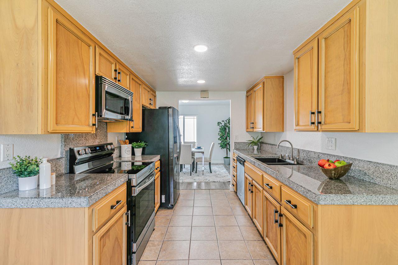 5690 SAXONY CT, SAN JOSE, CA 95123  Photo 14