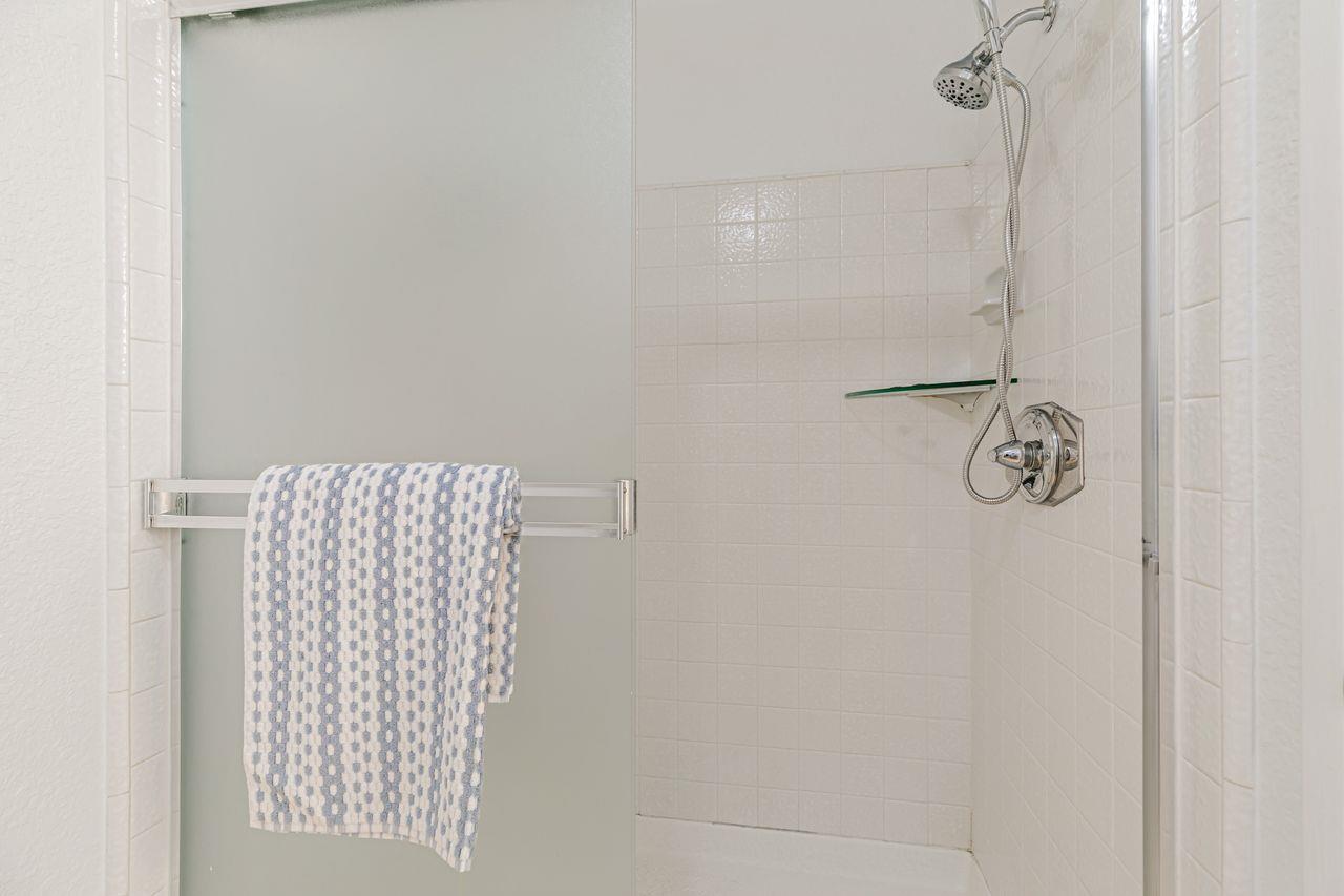 Detail Gallery Image 44 of 57 For 5690 Saxony Ct, San Jose,  CA 95123 - 4 Beds | 2/1 Baths