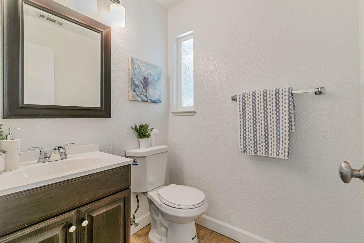 Detail Gallery Image 46 of 57 For 5690 Saxony Ct, San Jose,  CA 95123 - 4 Beds | 2/1 Baths