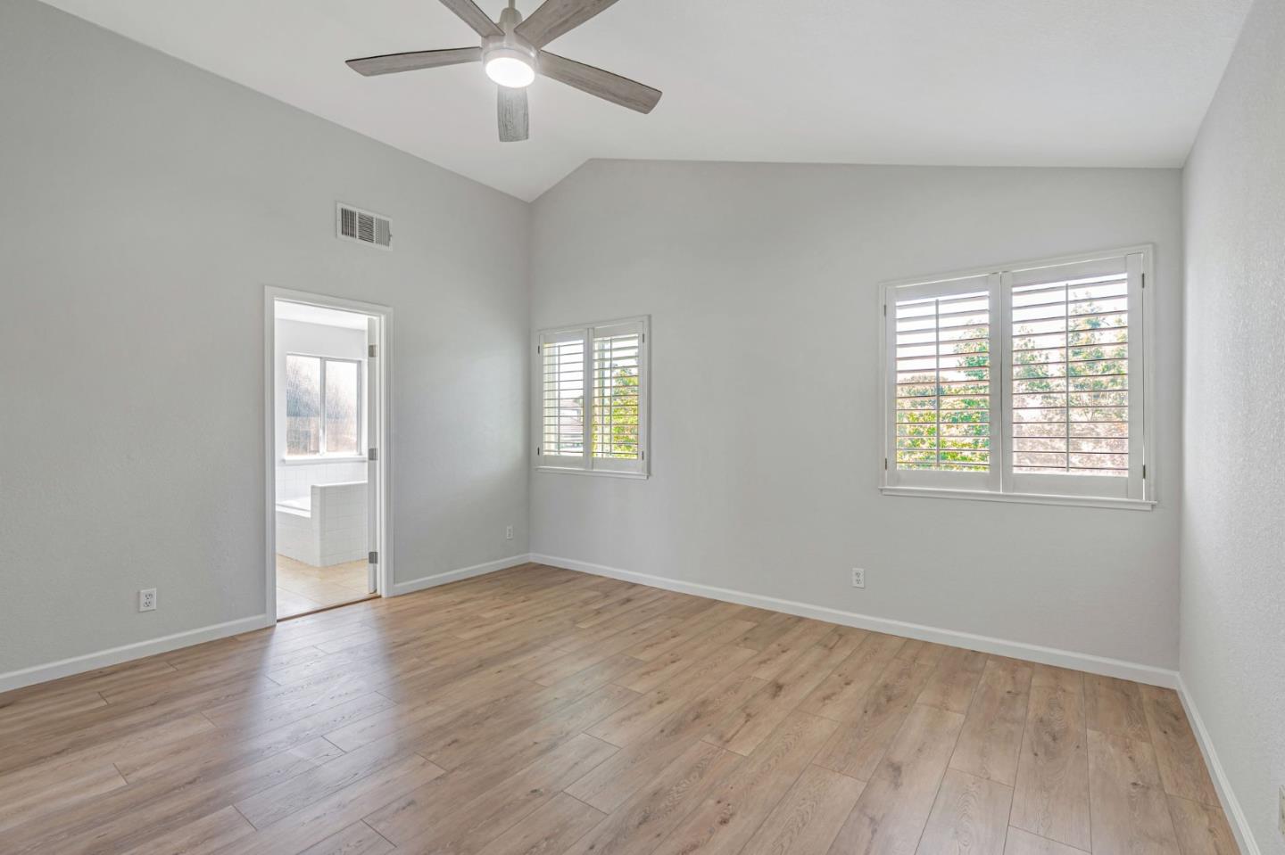 Detail Gallery Image 27 of 48 For 4204 Amargosa Dr, Antioch,  CA 94531 - 5 Beds | 3 Baths