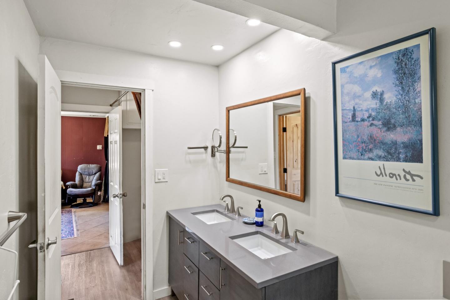 Detail Gallery Image 18 of 31 For 1325 Circle Ave, Seaside,  CA 93955 - 3 Beds | 2 Baths