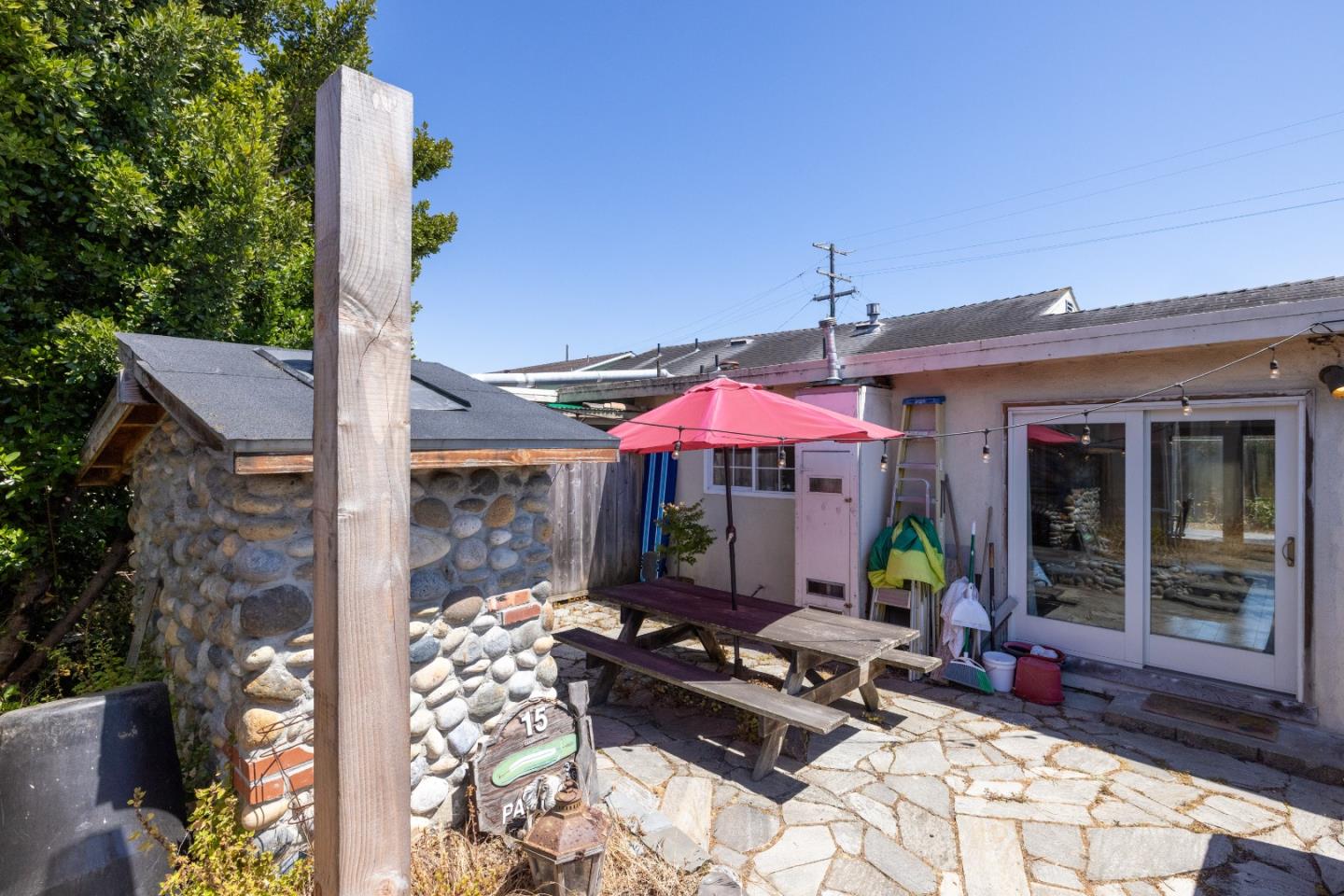 Detail Gallery Image 27 of 31 For 1325 Circle Ave, Seaside,  CA 93955 - 3 Beds | 2 Baths