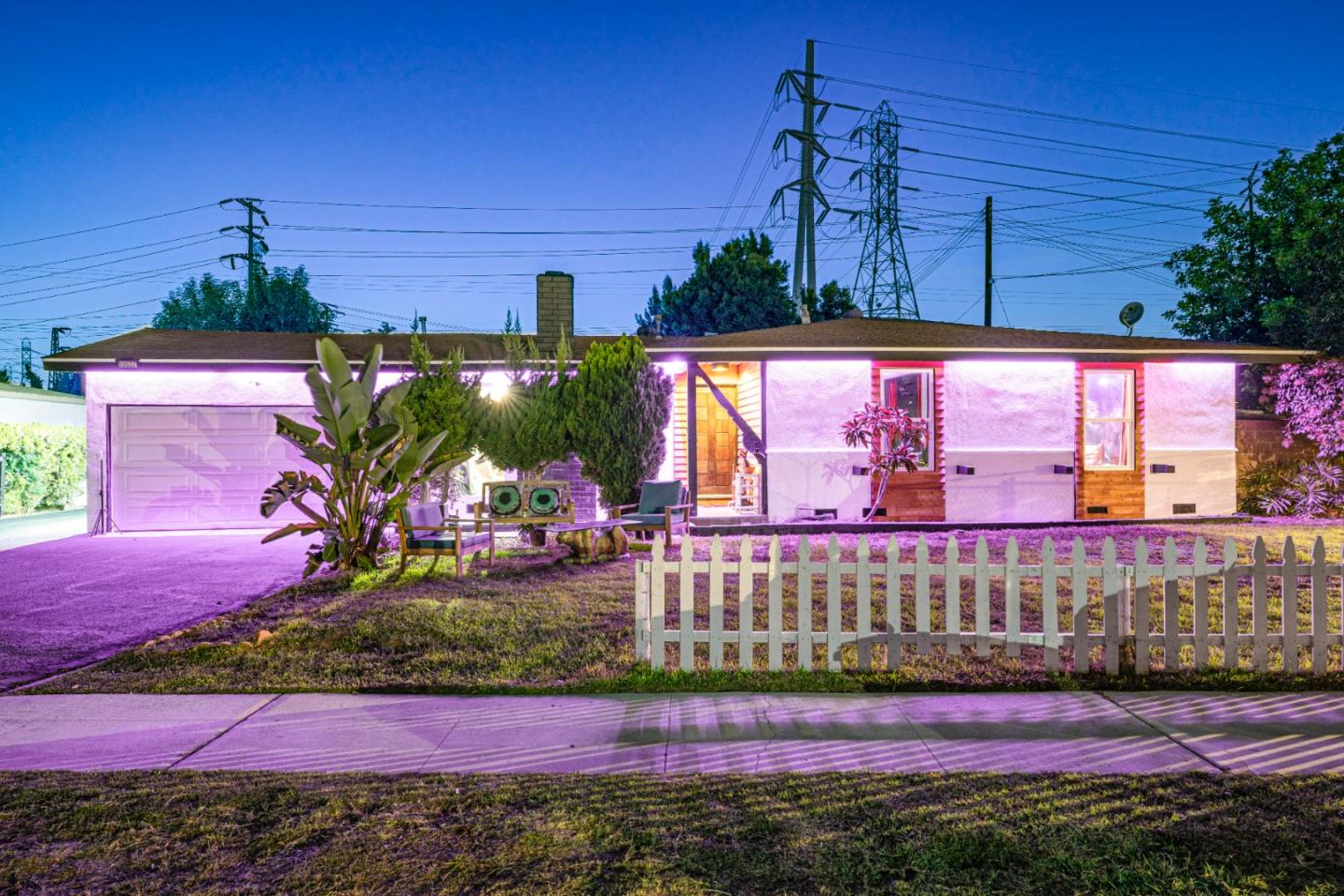 Detail Gallery Image 1 of 10 For 10537 Sherrill St, Anaheim,  CA 92804 - – Beds | – Baths