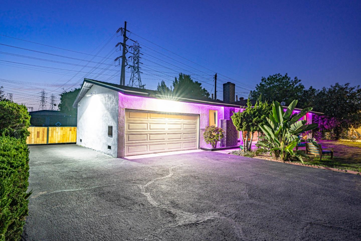 Detail Gallery Image 2 of 10 For 10537 Sherrill St, Anaheim,  CA 92804 - – Beds | – Baths