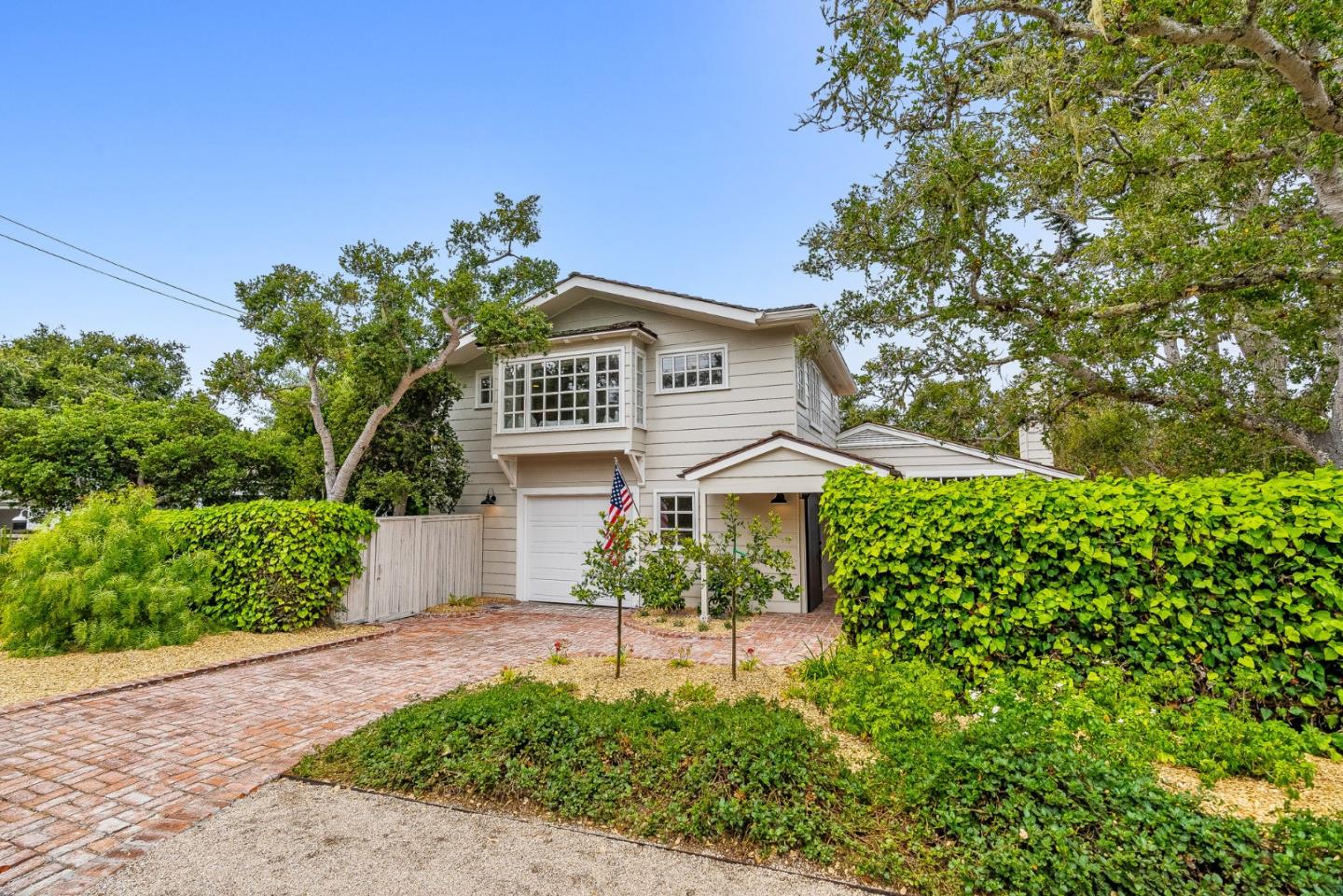 Detail Gallery Image 2 of 52 For 0 Casanova & 13th Sw Corner, Carmel,  CA 93923 - 3 Beds | 3 Baths