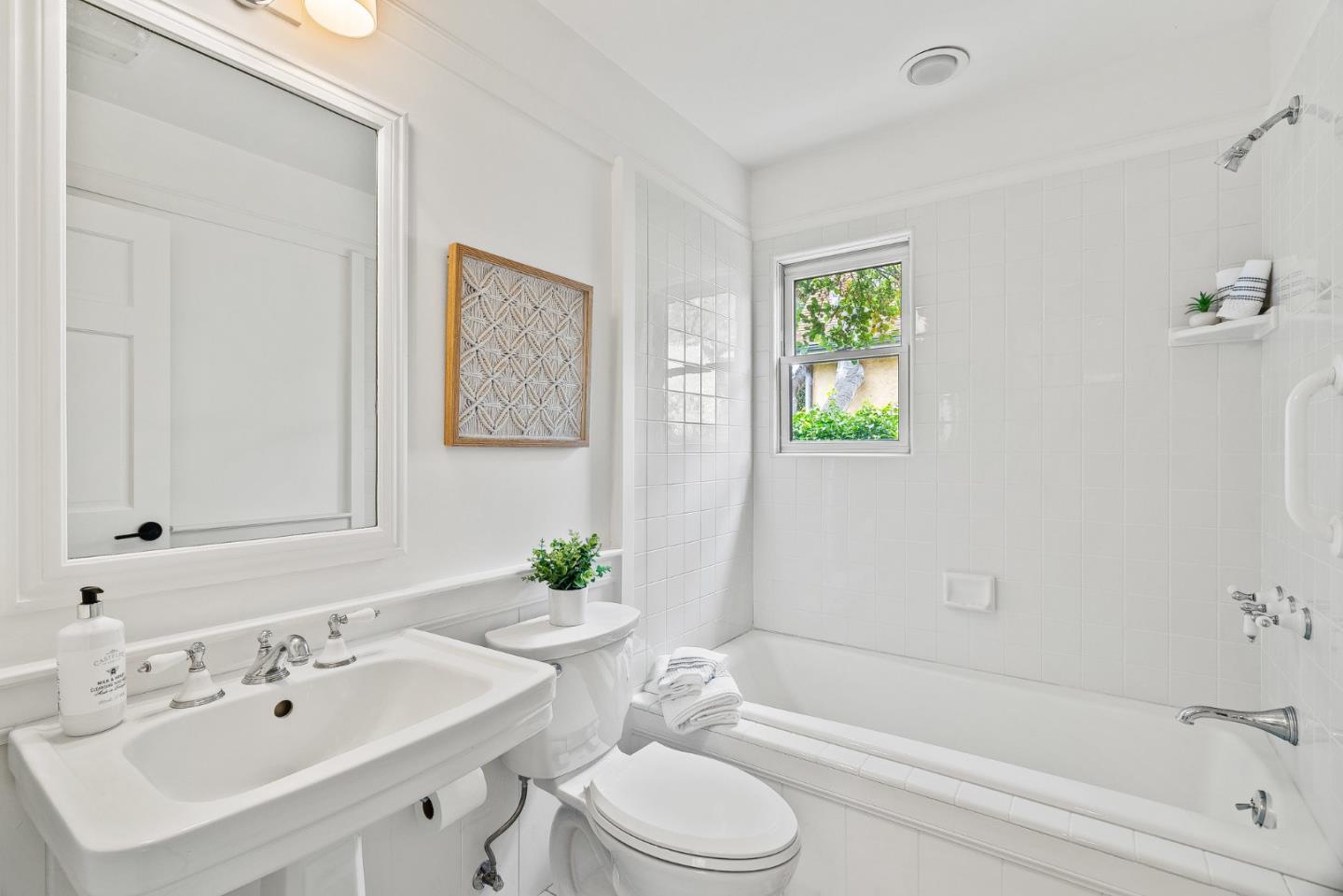 Detail Gallery Image 37 of 52 For 0 Casanova & 13th Sw Corner, Carmel,  CA 93923 - 3 Beds | 3 Baths
