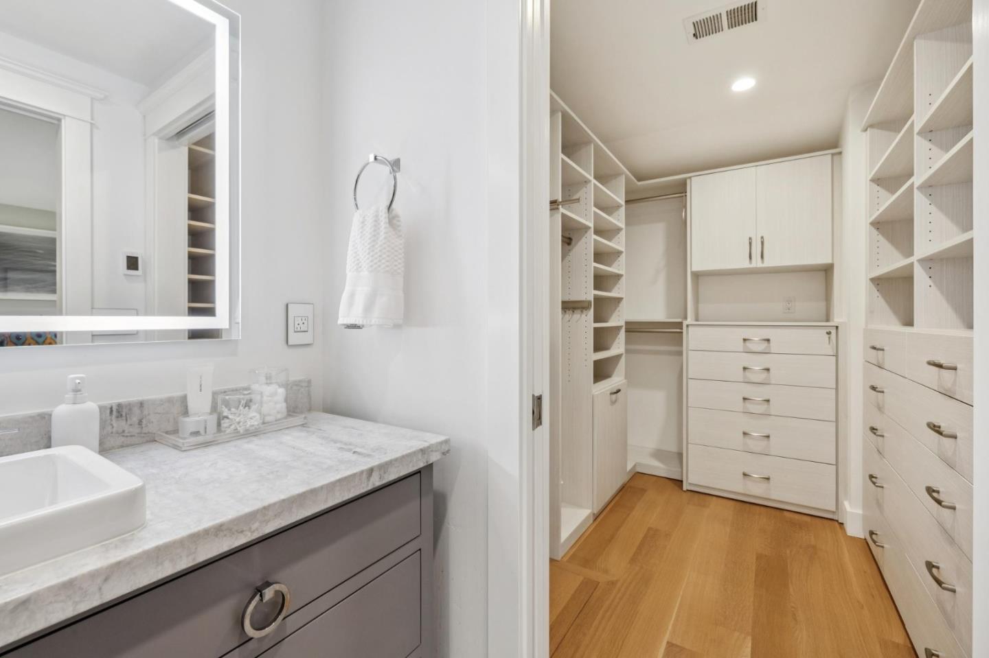 Detail Gallery Image 11 of 23 For 843 First Ave, Half Moon Bay,  CA 94019 - 3 Beds | 2 Baths