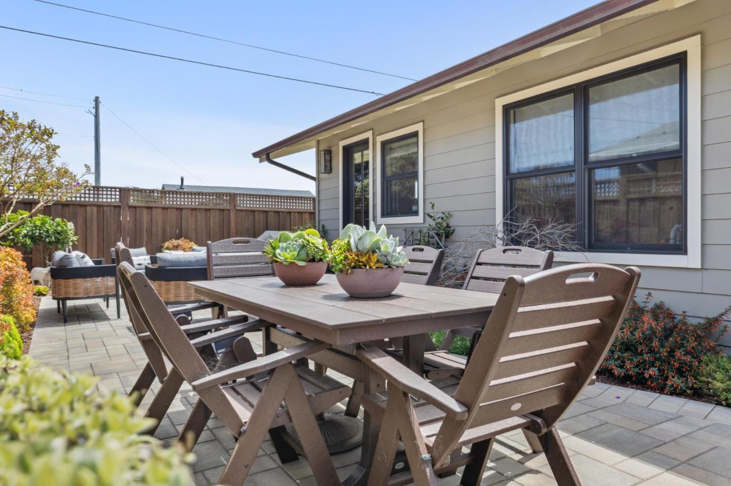 Detail Gallery Image 21 of 23 For 843 First Ave, Half Moon Bay,  CA 94019 - 3 Beds | 2 Baths