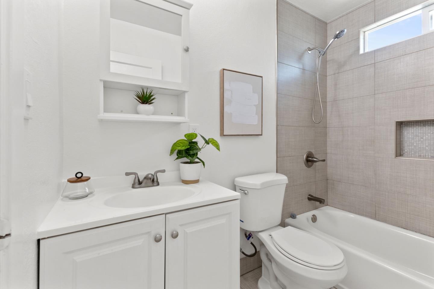 Detail Gallery Image 19 of 27 For 691 Linda Flora St, San Jose,  CA 95127 - 3 Beds | 1 Baths