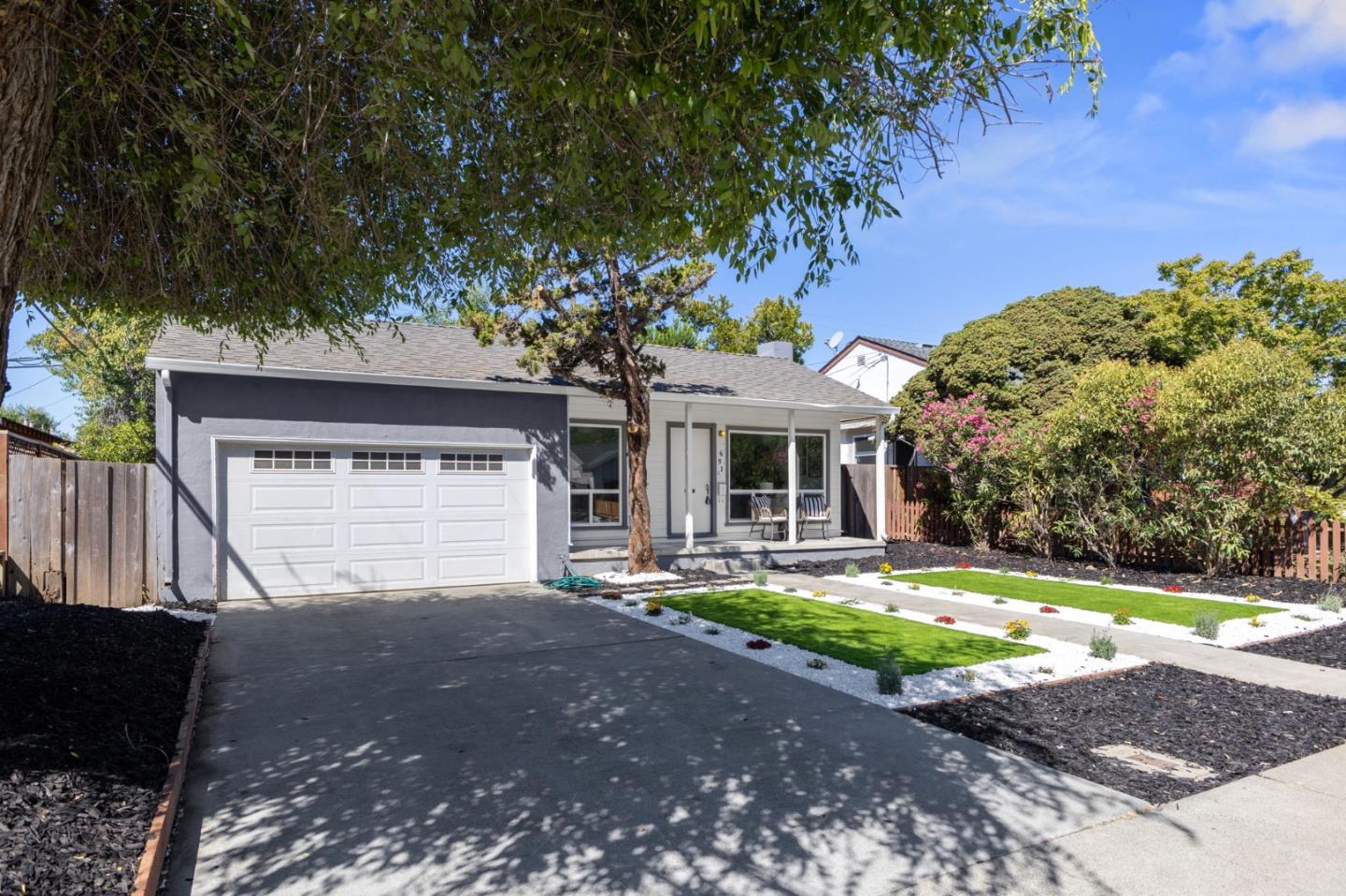 Detail Gallery Image 4 of 27 For 691 Linda Flora St, San Jose,  CA 95127 - 3 Beds | 1 Baths
