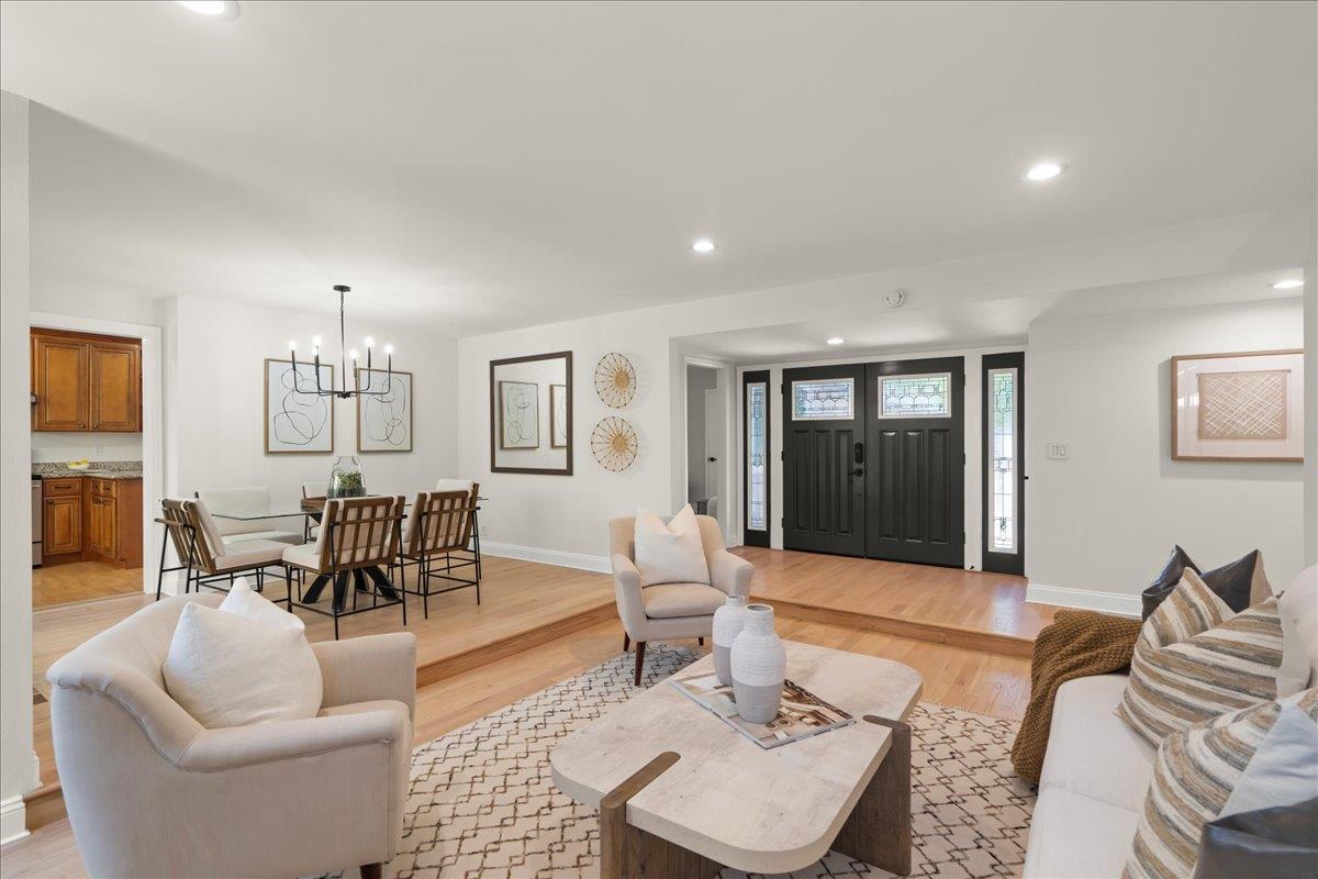 Detail Gallery Image 6 of 26 For 1034 Mount Carmel Dr, San Jose,  CA 95120 - 4 Beds | 2 Baths