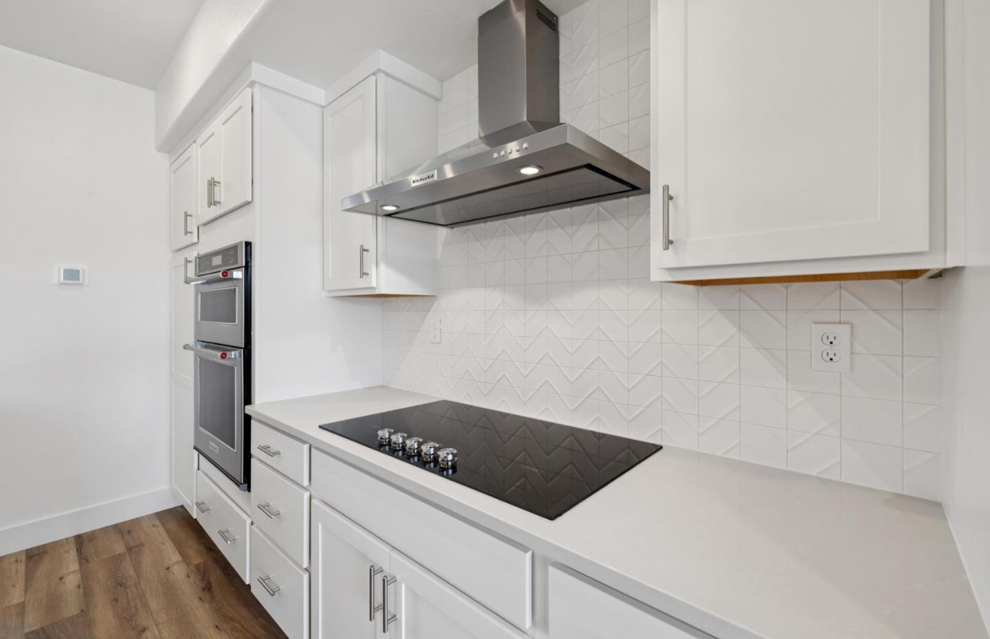 Detail Gallery Image 24 of 47 For 1375 California Cir, Milpitas,  CA 95035 - 3 Beds | 3/1 Baths