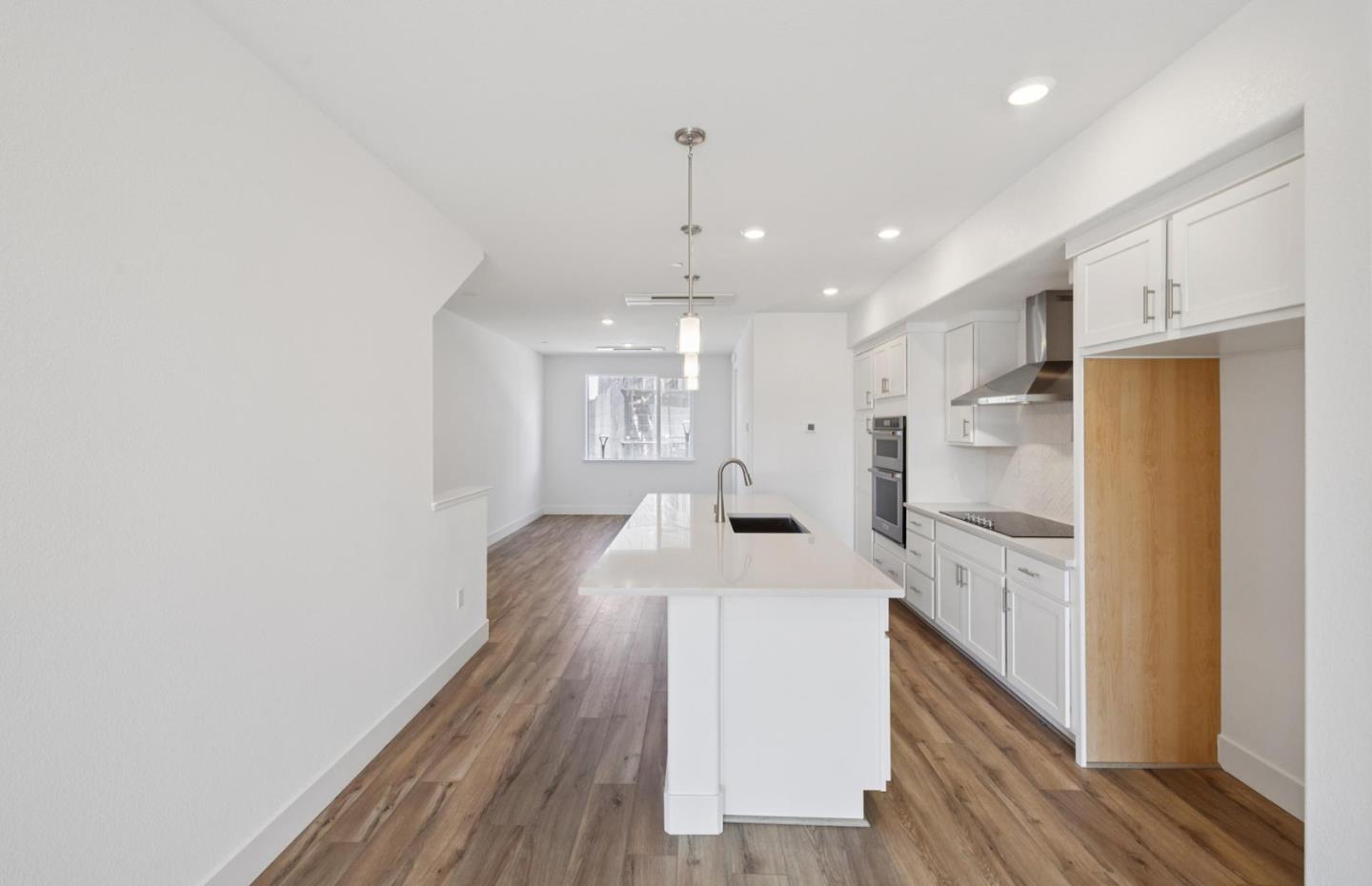 Detail Gallery Image 27 of 47 For 1375 California Cir, Milpitas,  CA 95035 - 3 Beds | 3/1 Baths