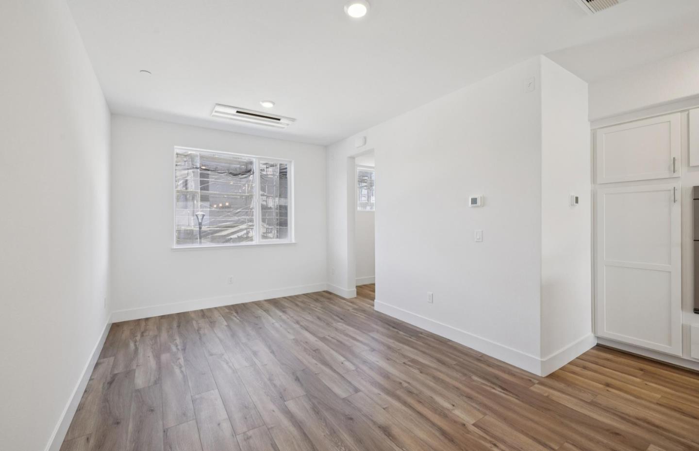 Detail Gallery Image 28 of 47 For 1375 California Cir, Milpitas,  CA 95035 - 3 Beds | 3/1 Baths