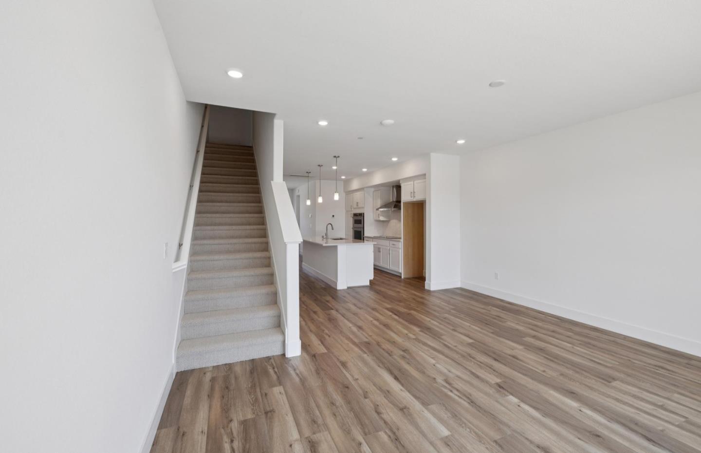 Detail Gallery Image 41 of 47 For 1375 California Cir, Milpitas,  CA 95035 - 3 Beds | 3/1 Baths