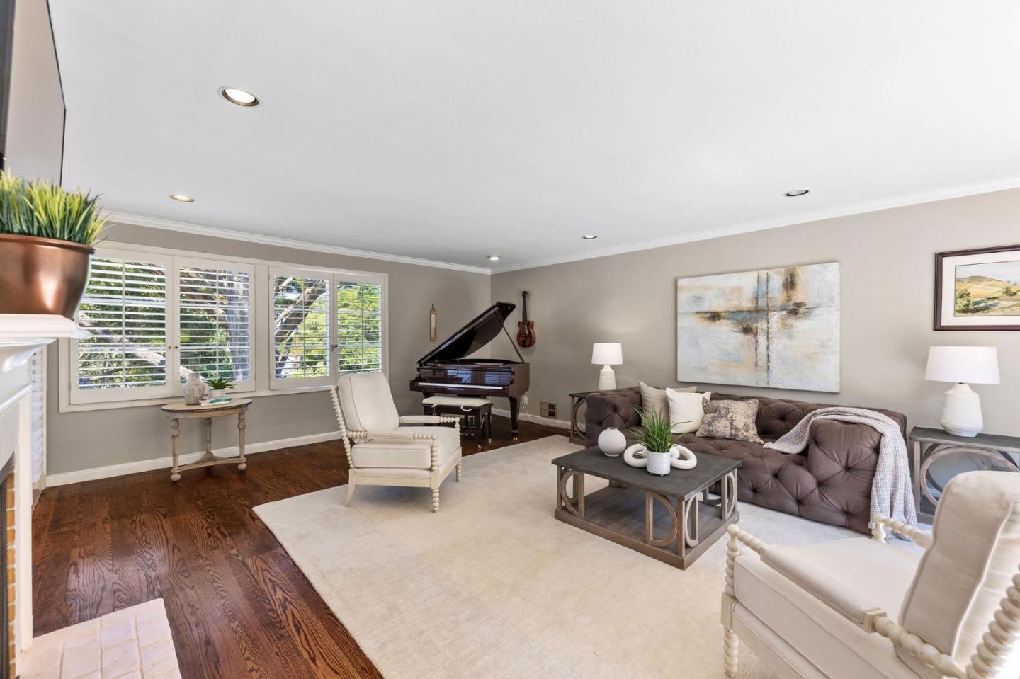 Detail Gallery Image 10 of 102 For 401 Hillsborough Blvd, Hillsborough,  CA 94010 - 4 Beds | 3 Baths