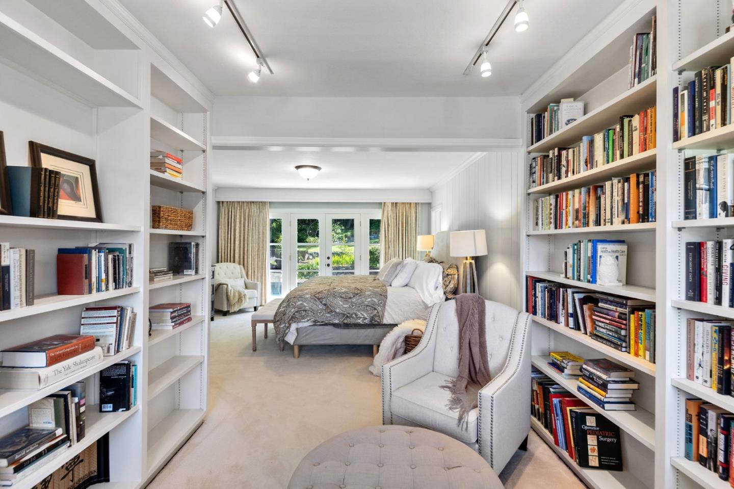 Detail Gallery Image 37 of 102 For 401 Hillsborough Blvd, Hillsborough,  CA 94010 - 4 Beds | 3 Baths