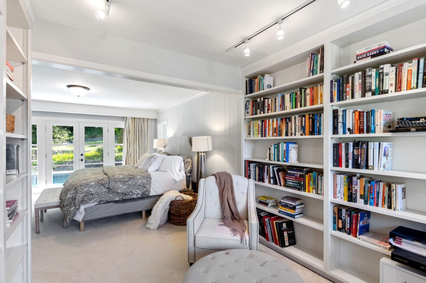 Detail Gallery Image 38 of 102 For 401 Hillsborough Blvd, Hillsborough,  CA 94010 - 4 Beds | 3 Baths
