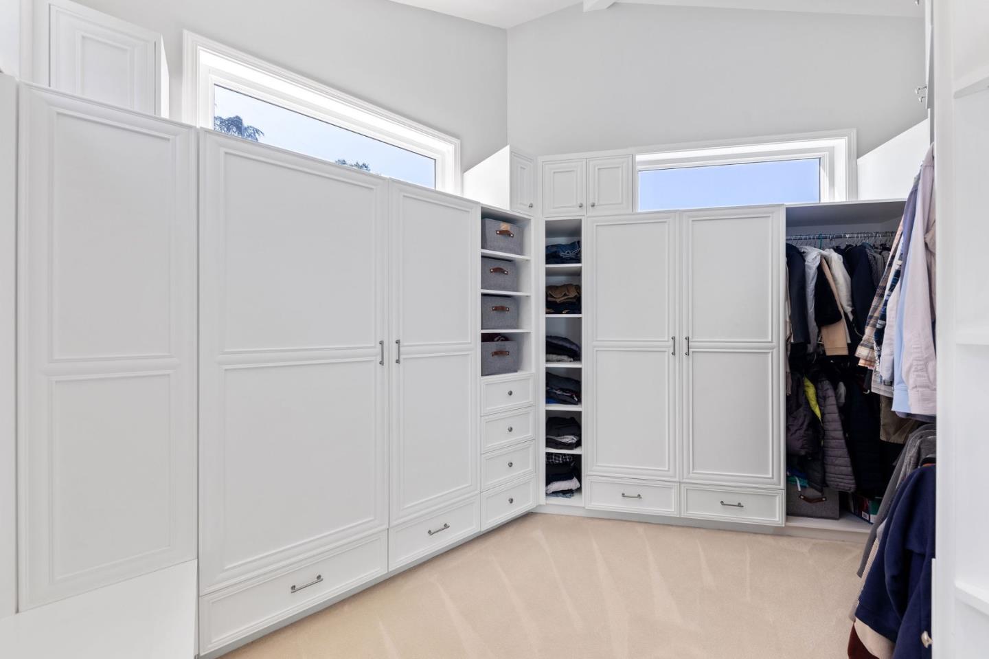 Detail Gallery Image 44 of 102 For 401 Hillsborough Blvd, Hillsborough,  CA 94010 - 4 Beds | 3 Baths