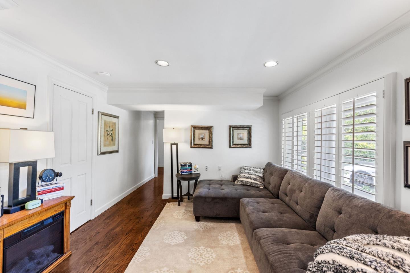 Detail Gallery Image 54 of 102 For 401 Hillsborough Blvd, Hillsborough,  CA 94010 - 4 Beds | 3 Baths