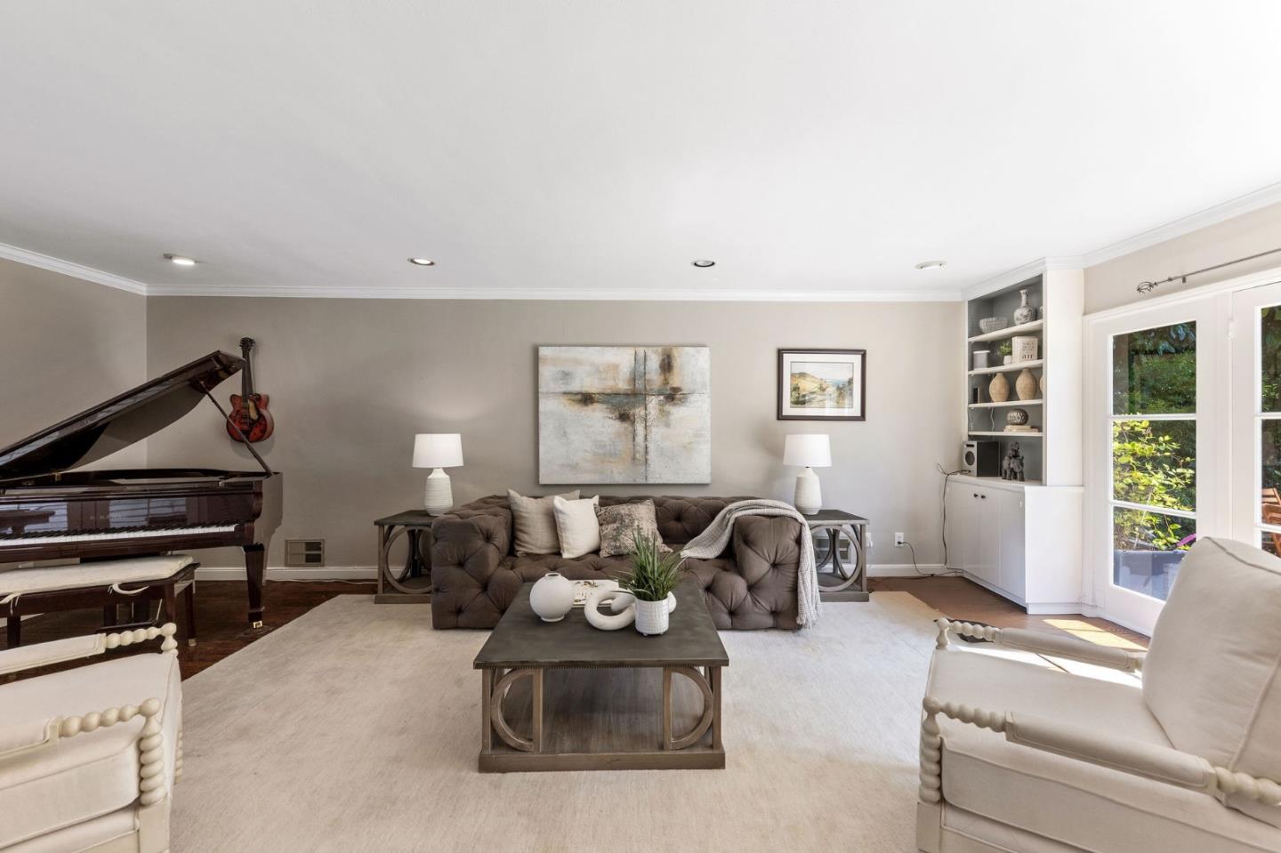 Detail Gallery Image 6 of 102 For 401 Hillsborough Blvd, Hillsborough,  CA 94010 - 4 Beds | 3 Baths