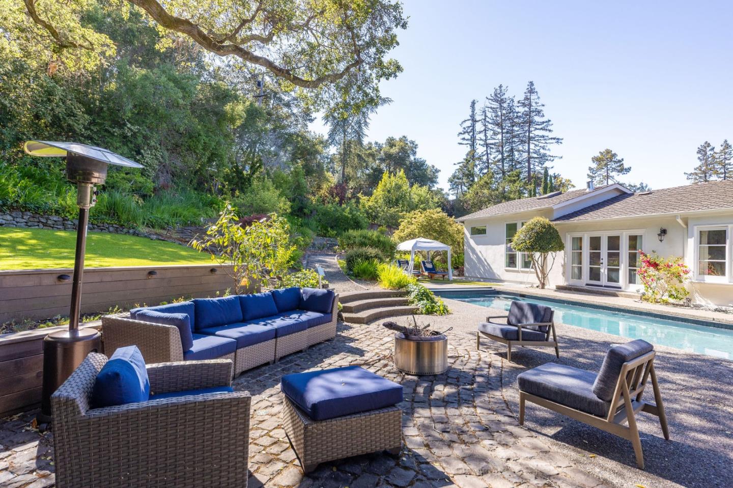 Detail Gallery Image 82 of 102 For 401 Hillsborough Blvd, Hillsborough,  CA 94010 - 4 Beds | 3 Baths