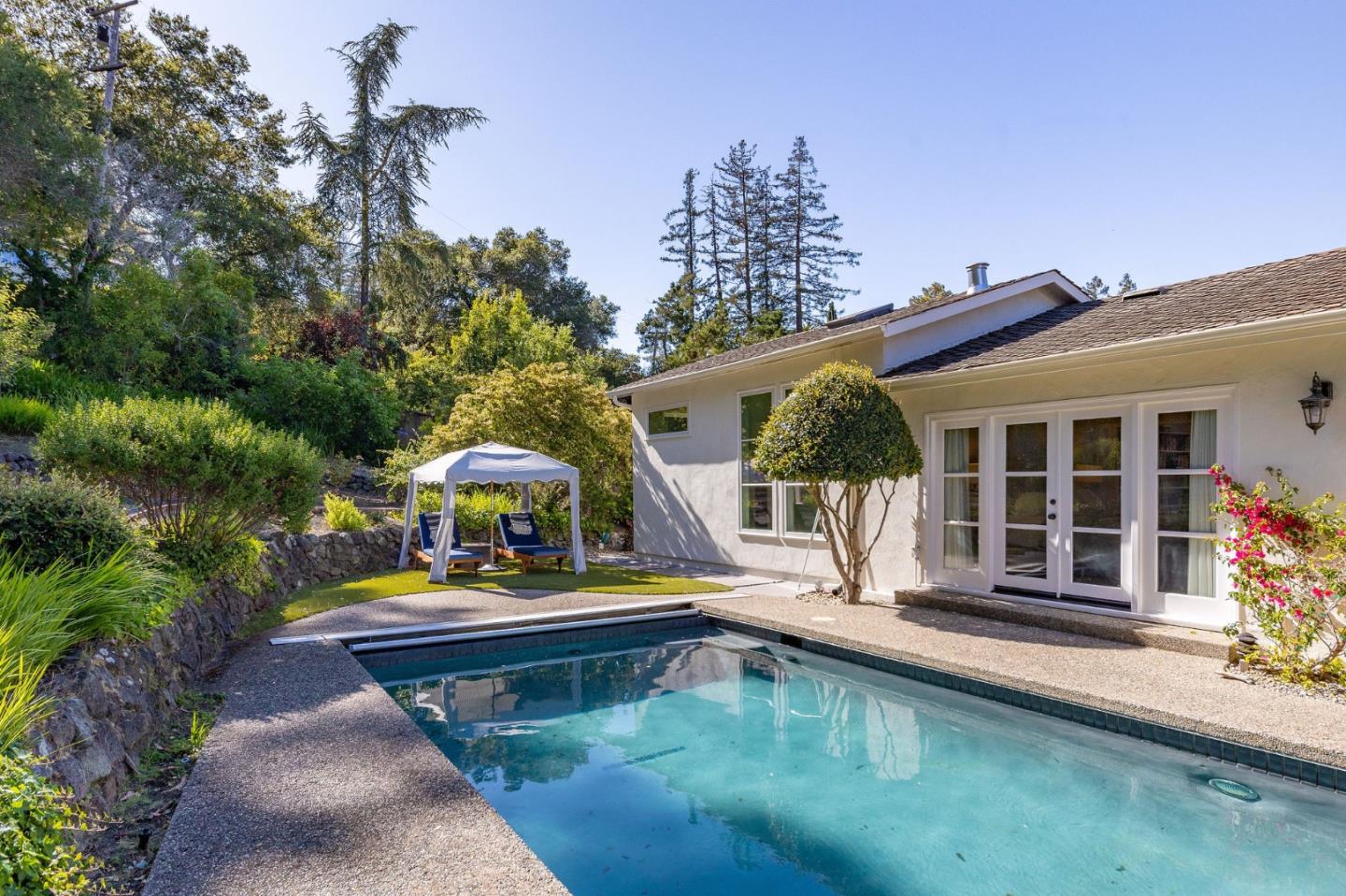 Detail Gallery Image 86 of 102 For 401 Hillsborough Blvd, Hillsborough,  CA 94010 - 4 Beds | 3 Baths