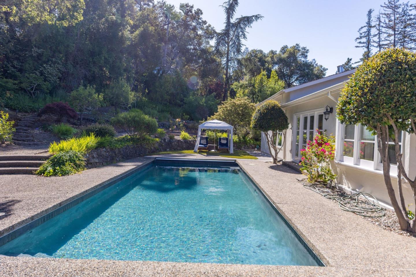 Detail Gallery Image 87 of 102 For 401 Hillsborough Blvd, Hillsborough,  CA 94010 - 4 Beds | 3 Baths