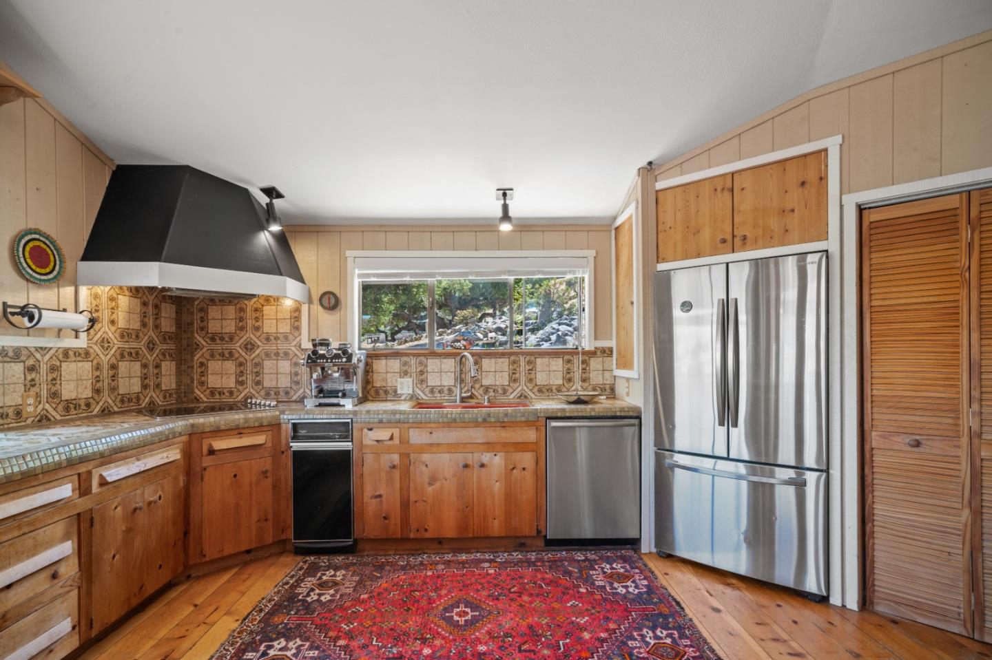 Detail Gallery Image 11 of 44 For 31420 via La Naranga, Carmel Valley,  CA 93924 - 5 Beds | 4 Baths