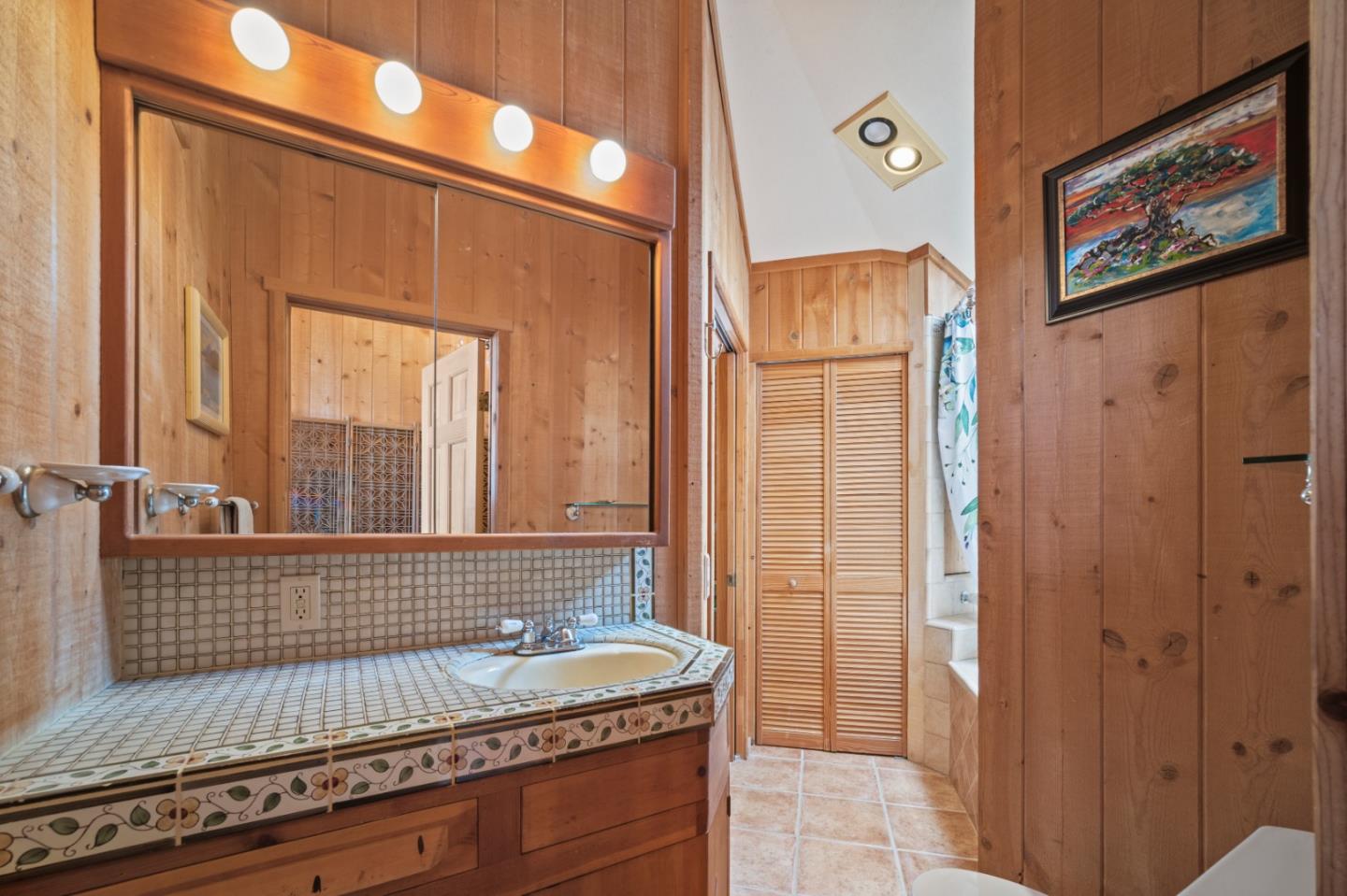 Detail Gallery Image 19 of 44 For 31420 via La Naranga, Carmel Valley,  CA 93924 - 5 Beds | 4 Baths