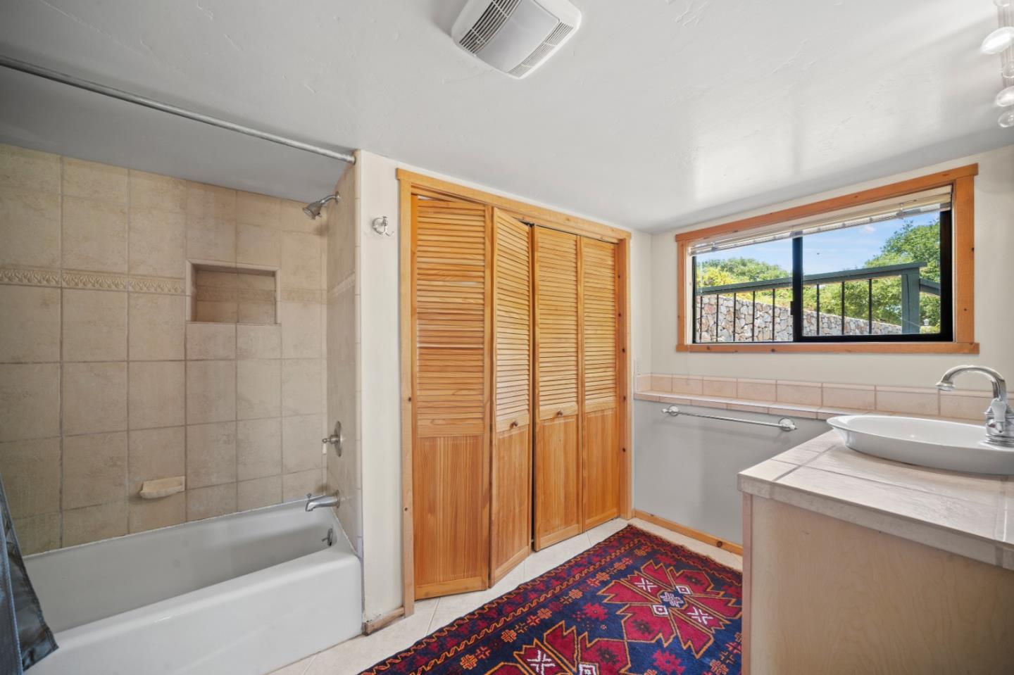 Detail Gallery Image 25 of 44 For 31420 via La Naranga, Carmel Valley,  CA 93924 - 5 Beds | 4 Baths