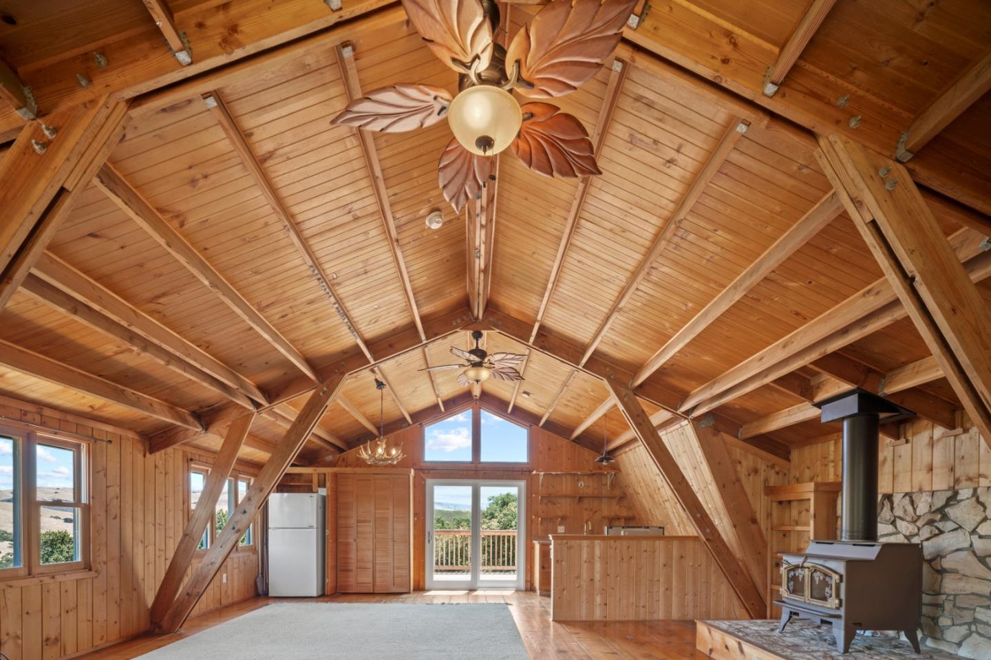 Detail Gallery Image 30 of 44 For 31420 via La Naranga, Carmel Valley,  CA 93924 - 5 Beds | 4 Baths