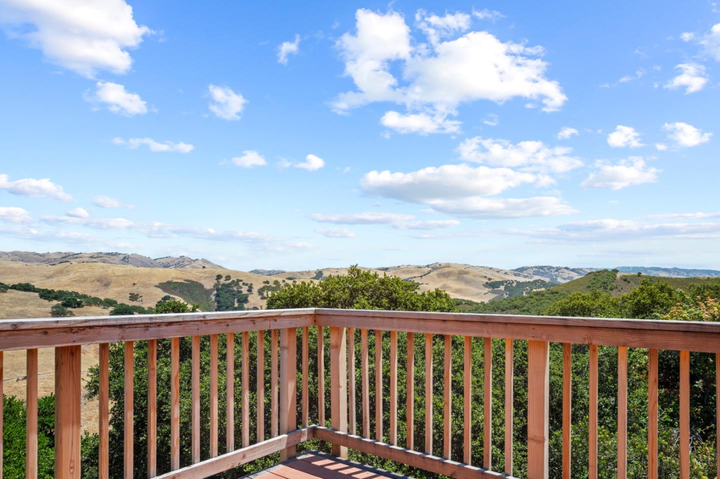 Detail Gallery Image 37 of 44 For 31420 via La Naranga, Carmel Valley,  CA 93924 - 5 Beds | 4 Baths
