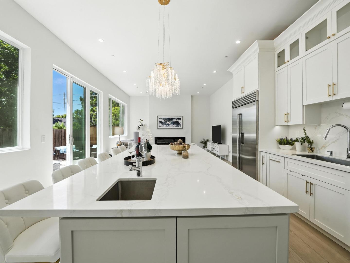 Detail Gallery Image 15 of 40 For 2004 Cherrystone Dr, San Jose,  CA 95128 - 4 Beds | 4/1 Baths