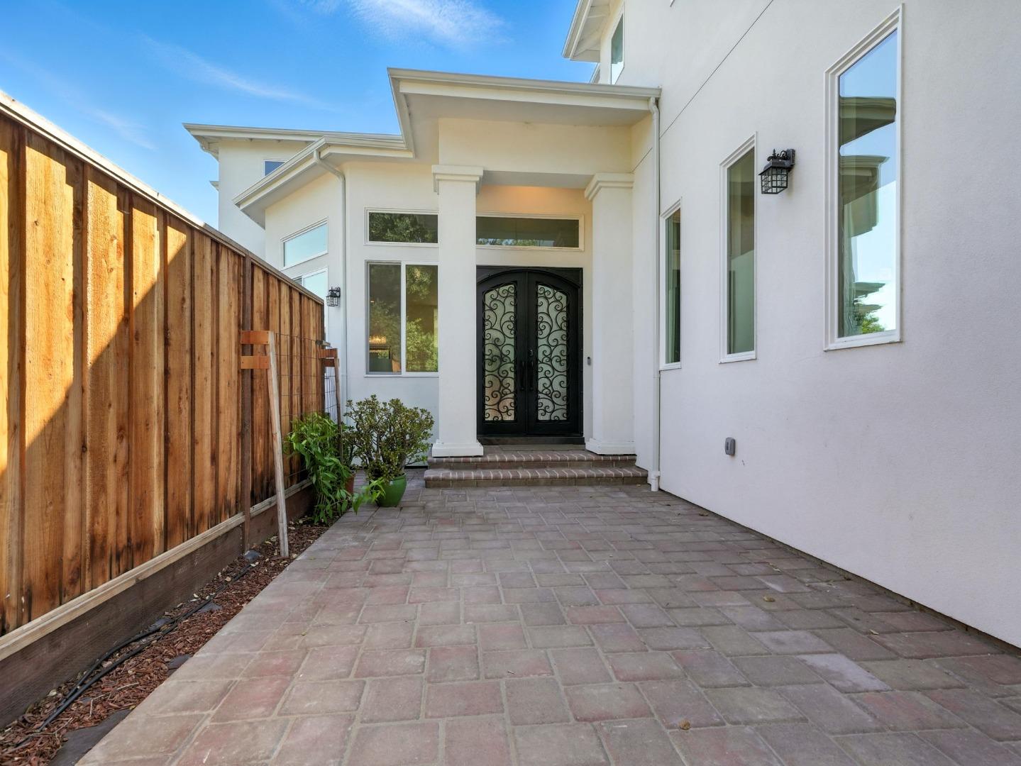 Detail Gallery Image 32 of 40 For 2004 Cherrystone Dr, San Jose,  CA 95128 - 4 Beds | 4/1 Baths
