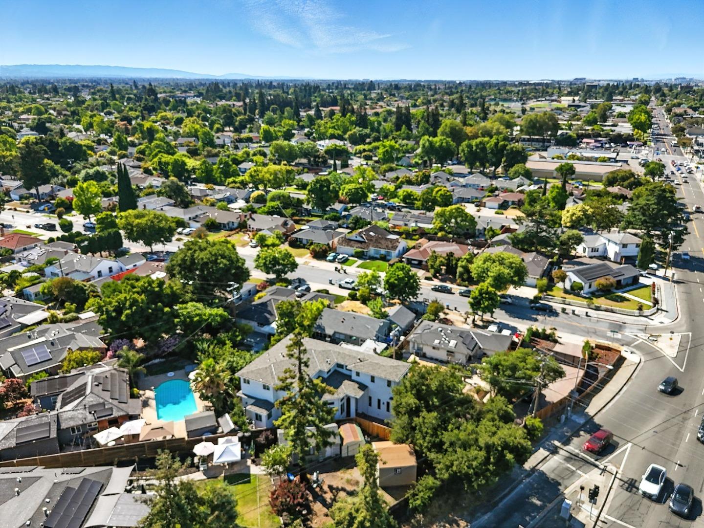 Detail Gallery Image 36 of 40 For 2004 Cherrystone Dr, San Jose,  CA 95128 - 4 Beds | 4/1 Baths