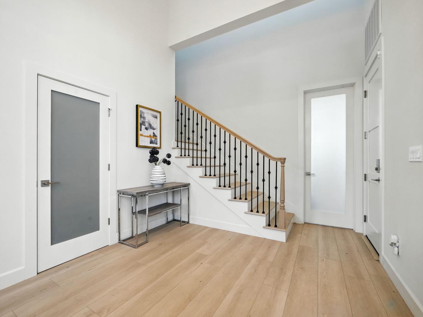 Detail Gallery Image 6 of 40 For 2004 Cherrystone Dr, San Jose,  CA 95128 - 4 Beds | 4/1 Baths
