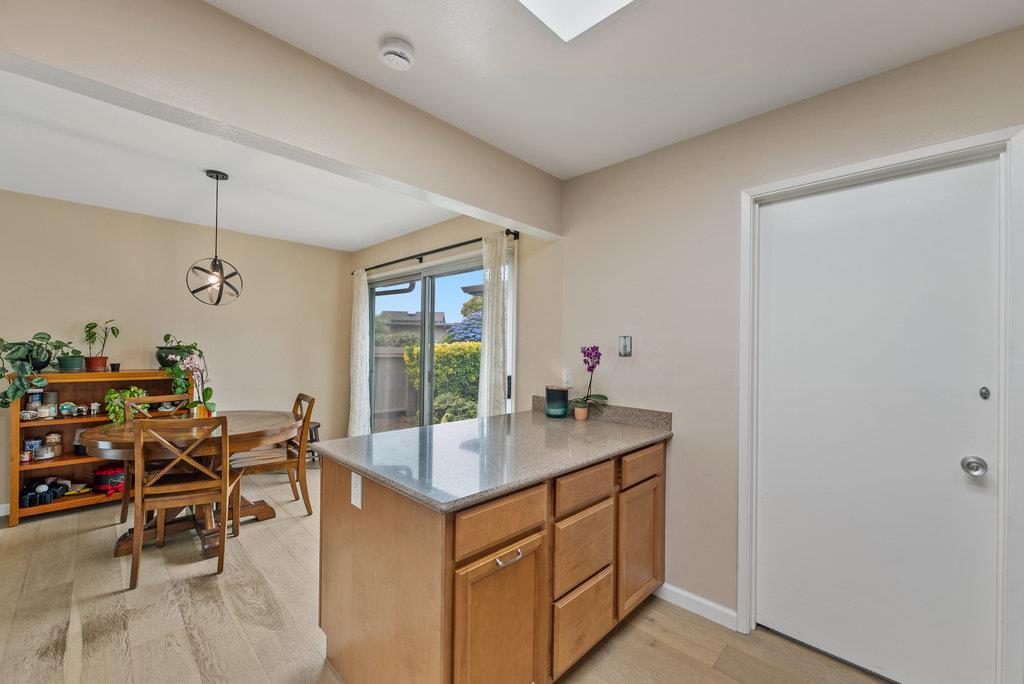 Detail Gallery Image 10 of 31 For 816 via Tornasol, Aptos,  CA 95003 - 2 Beds | 2 Baths