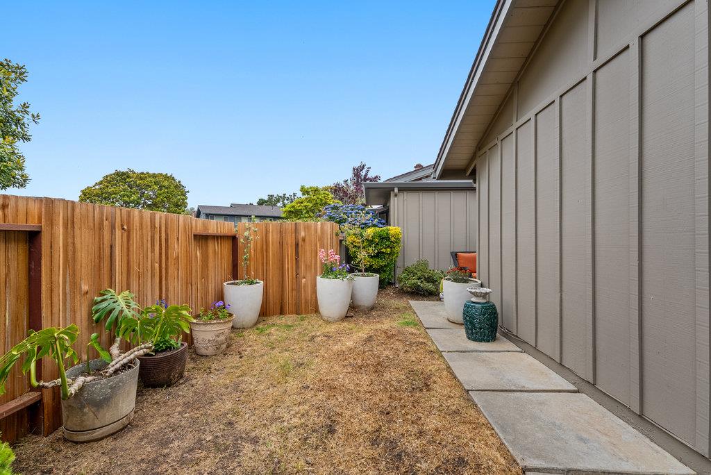 Detail Gallery Image 20 of 31 For 816 via Tornasol, Aptos,  CA 95003 - 2 Beds | 2 Baths
