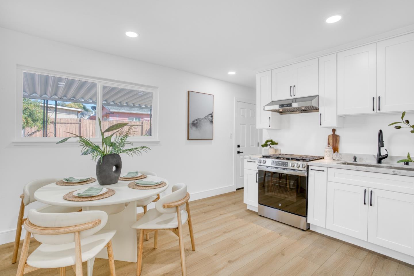 Detail Gallery Image 12 of 33 For 2398 Arden Way, San Jose,  CA 95122 - 4 Beds | 1 Baths