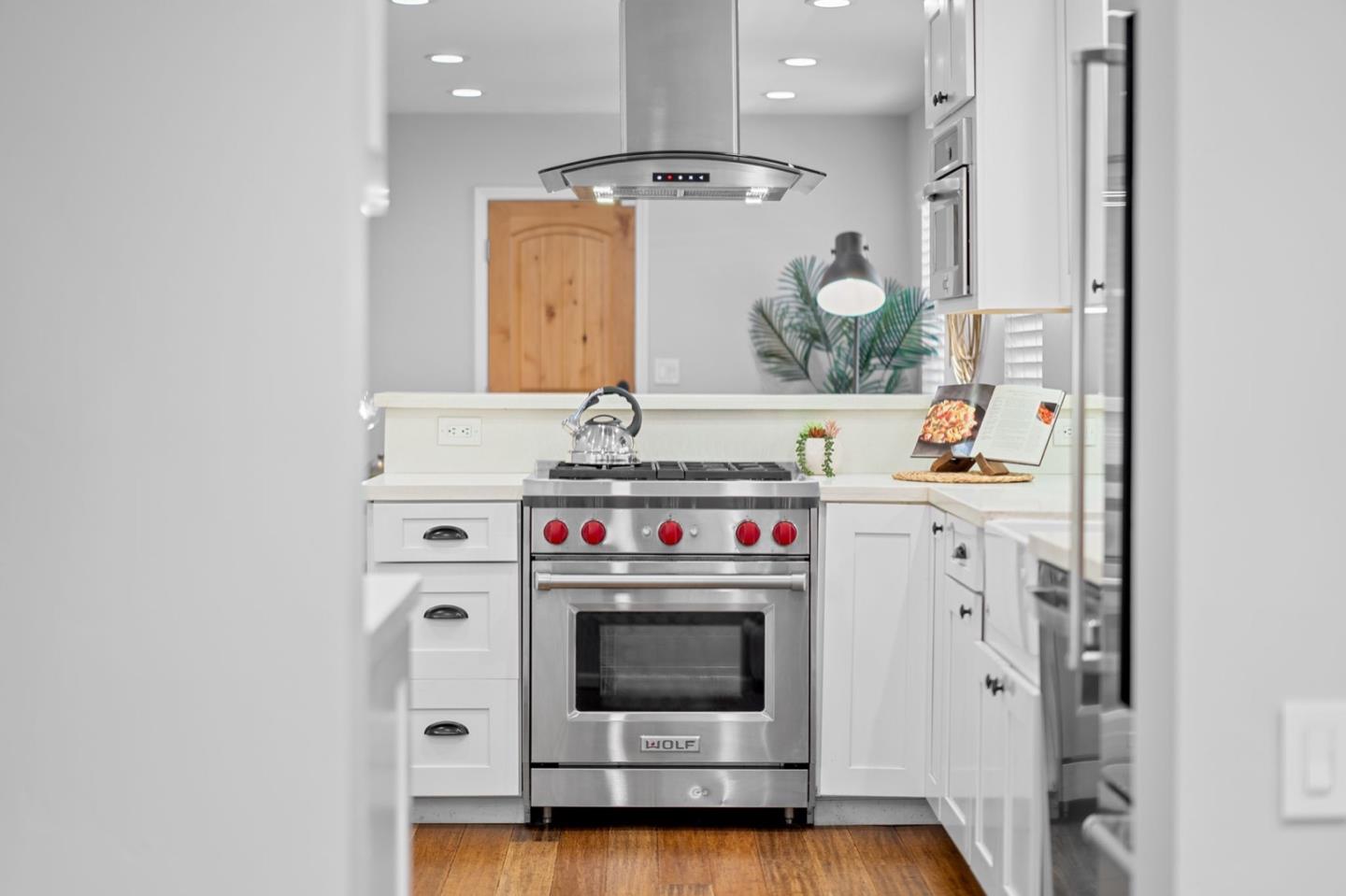 Detail Gallery Image 15 of 31 For 920 W Julian St, San Jose,  CA 95126 - 2 Beds | 1 Baths