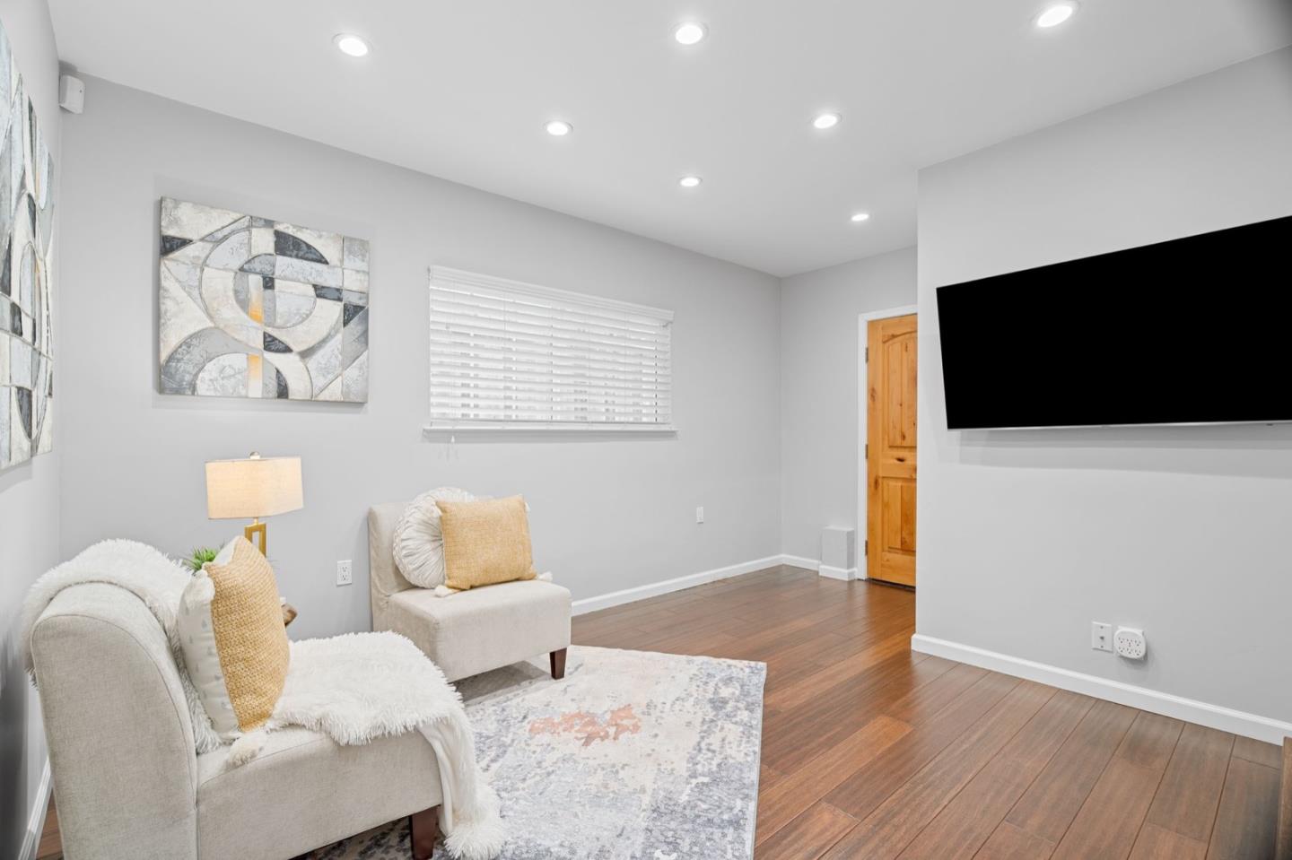 Detail Gallery Image 25 of 31 For 920 W Julian St, San Jose,  CA 95126 - 2 Beds | 1 Baths