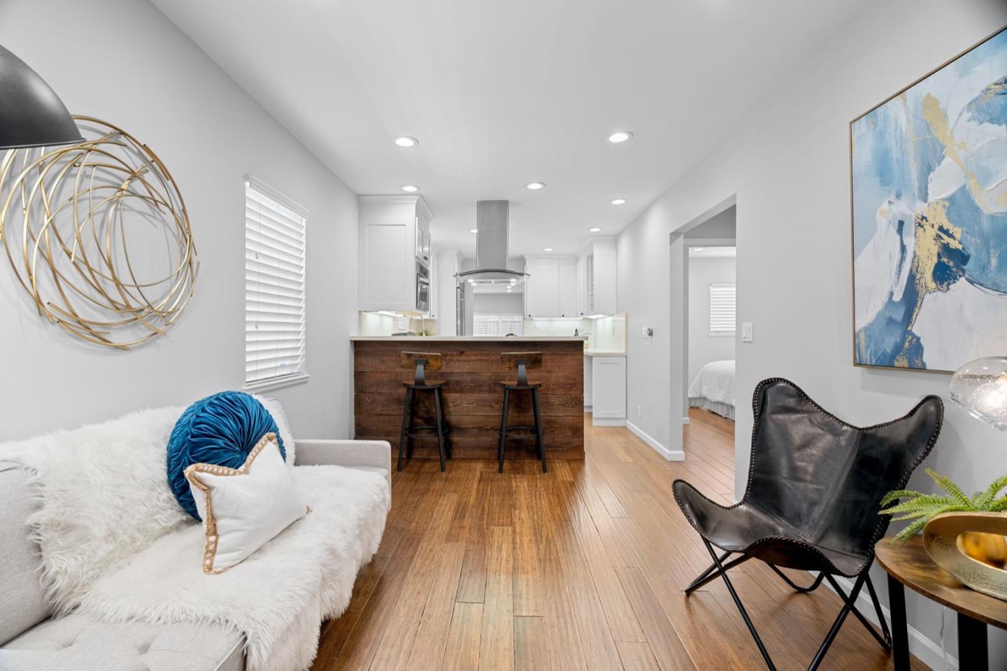 Detail Gallery Image 6 of 31 For 920 W Julian St, San Jose,  CA 95126 - 2 Beds | 1 Baths