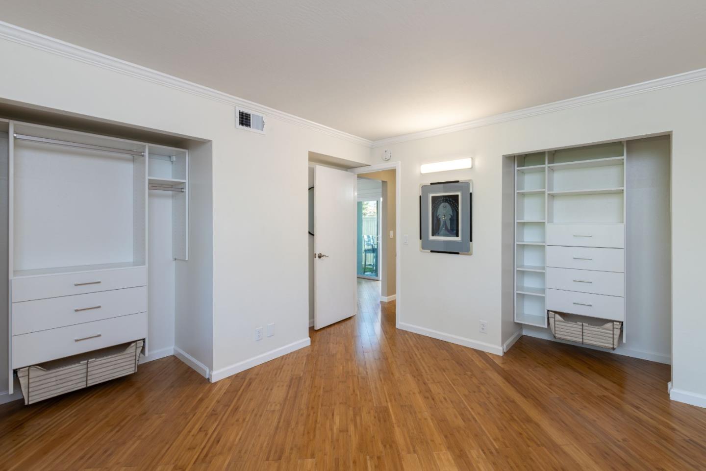 Detail Gallery Image 13 of 29 For 19113 Vineyard Ln, Saratoga,  CA 95070 - 1 Beds | 1 Baths